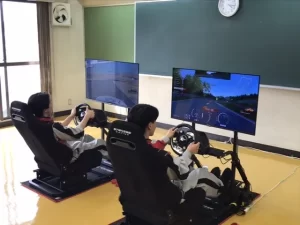 グランツーリスモも楽しんでいます!